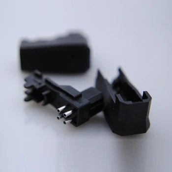 üks RSA/ALO DIY Tasakaalustatud 4-pin Kõrvaklappide Kaabli Pistik Pistik